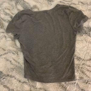 Super cute Gray t shirt